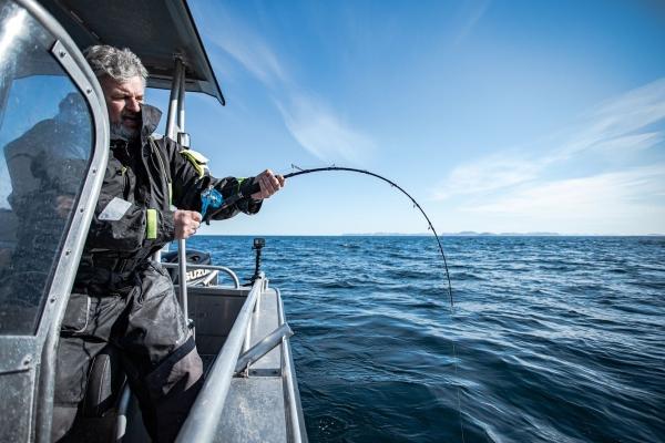 Giant halibut combo (Transformer F60H + Jigstar Phantom - Image 2