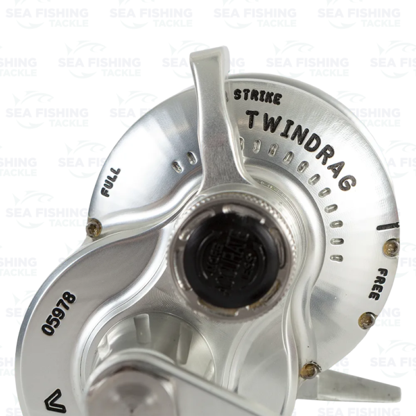 Accurate Valiant 300 Lefty 6:1 Silver - Rubber Power Knob - Bild 3